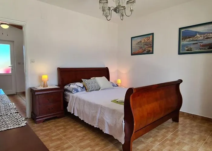 Holiday home House Karmela Sucuraj
